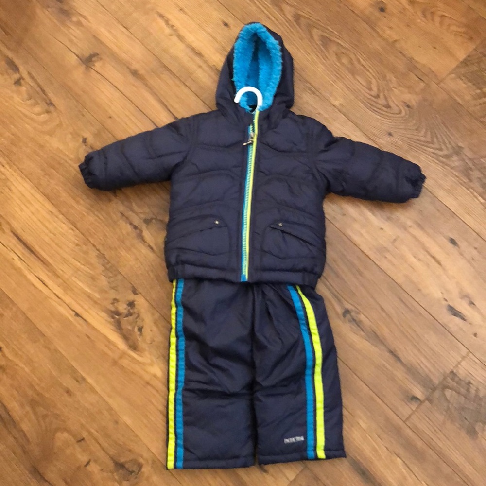 Pacific Trail 12 Month boys winter jacket and snow pants set - never worn!